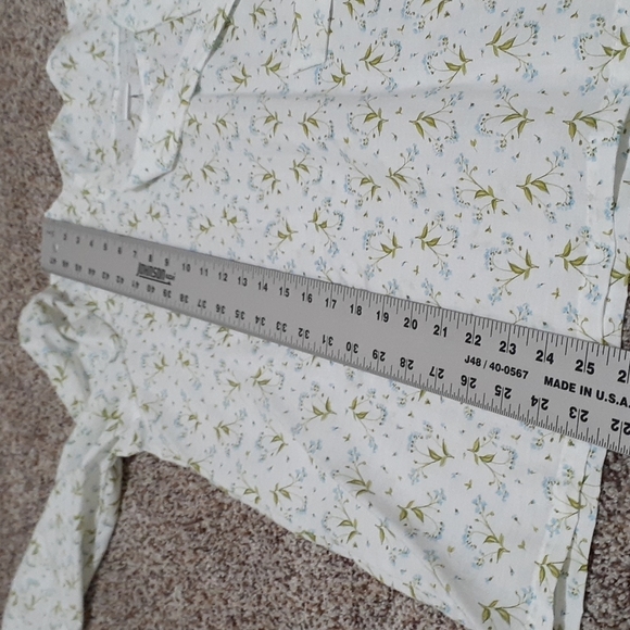 Floral Tie Blouse - Picture 8 of 10